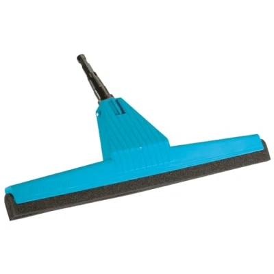 Abbildung von Gardena combisystem Wasserschieber: Strapazierfähiger Abzieher zur Wasserentfernung von Böden und glatten Flächen, 43 cm Arbeitsbreite, passend zu Allen Stielen (3642 20)