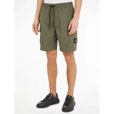 Abbildung von Calvin Klein Jeans Sweatshorts &quot;WASHED CARGO SHORT&quot;, mit Logopatch