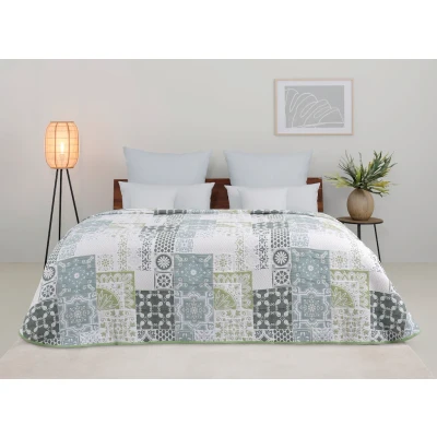 Abbildung von Home affaire Tagesdecke &quot;Sofia&quot;, in Patchwork Design, für Kinder und Erwachsene