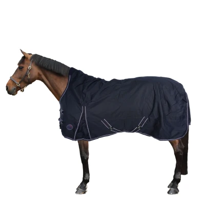 Abbildung von HKM Winterdecke Starter 600D Highneck mit Polarfleece Dunkelblau 115/165