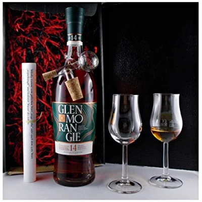 Abbildung von Geschenk Glenmorangie Quinta Ruban 14 Jahre Single Malt Whisky + Glaskugelportionierer 2 Bugatti Gläser