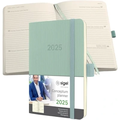 Abbildung von SIGEL C2539 Terminplaner Wochenkalender 2025, ca. A6, grün, Softcover, 176 Seiten, Gummiband, Stiftschlaufe, Archivtasche, aus nachhaltigem Papier, Conceptum