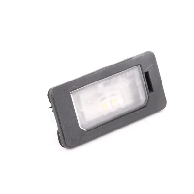 Abbildung von TYC 15 0295 00 9 Kennzeichenleuchte LED beidseitig mit BMW: 3 Limousine, X3, Cabrio