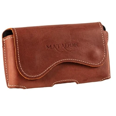 Abbildung von MATADOR Ledertasche kompatibel mit Apple iPhone 8/12/13 Mini Quertasche Gürteltache Waagerecht Tasche Echt Leder Gürtelschlaufe Magnetverschluss Rost Hell Braun