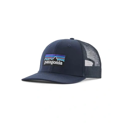 Abbildung von Patagonia Fitted Cap Kappe P 6 Logo Trucker Hat