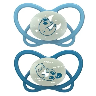 Abbildung von NIP Butterfly: Haut &amp; zahnfreundlicher Leuchtschnuller, flacher Sauger, weich flexibel, Scheibe extra leicht luftdurchlässig, BPA frei, nachhaltig, mit Box, 5 18 Monate, Hellblau/Blau