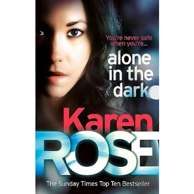 Abbildung von Alone in the Dark (The Cincinnati Series Book 2)