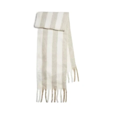 Abbildung von PIECES Pcnanna Long Scarf Bc