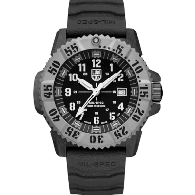 Abbildung von Luminox Herren Analog Schweizer Quarzwerk Uhr mit Gummi Armband XL.3351.1.Set