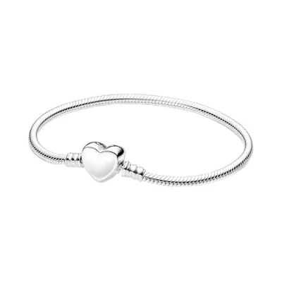 Abbildung von PANDORA Moments gravierbarer Herz Verschluss Schlangen Gliederarmband aus Sterling Silber, Kompatibel Charms, Größe:18, 599206C00 18