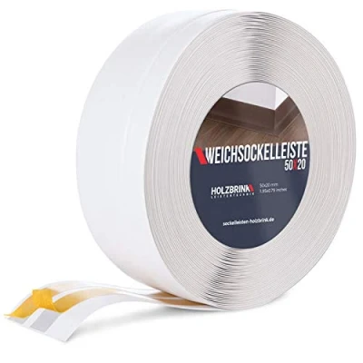 Abbildung von HOLZBRINK Sockelleiste PVC Weichsockelleiste selbstklebend 50x20mm Weiß, 20m Rolle, Küchenabschlussleiste Arbeitsplatte, Fensterleiste, Fensterabdichtung