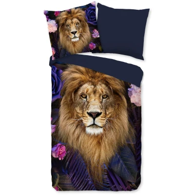 Abbildung von PURE luxury collection Wendebettwäsche &quot;Yuna&quot;, Mikrofaser, 135x200, Pflegeleicht, Löwe, Blumen, lila, violett, multi