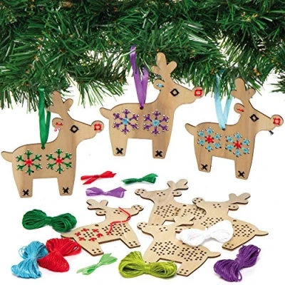 Abbildung von Baker Ross AX307 Rentier Kreuzstich Deko Anhänger Aus Holz Bastelset Für Kinder 5 Stück, Festliche Kreativsets Und Bastelbedarf Zum Basteln Dekorieren Zur Weihnachtszeit