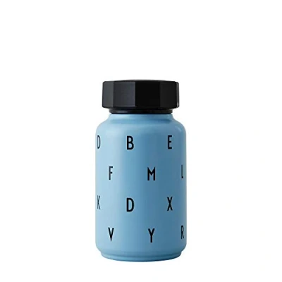 Abbildung von Design Letters Thermo/Isolierflasche mit Strohhalm für Kinder (Blau) BPA frei doppelwandiges Vakuum, Edelstahl, Nordisches Design, Ideal unterwegs, 330 ml, Auslaufsicher, leicht, 204 g.