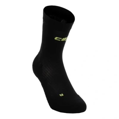 Abbildung von CEP Core Run Ultralight Kompressionssocken Mid Cut Schwarz Gr. 45 48 für optimale Lauf und Trainingsergebnisse