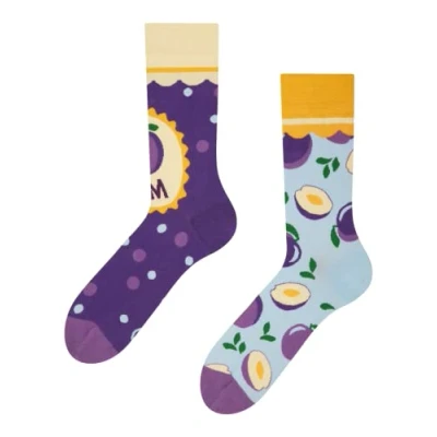 Abbildung von Dedoles Socken Unisex Damen Herren &amp; Kinder Baumwolle viele lustige Designs 1 Paar Geschenk links rechts verschieden, Farbe Lila, Motiv Pflaumenkonfitüre, Gr. 35 38