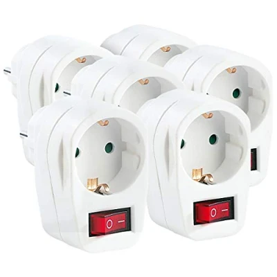 Abbildung von revolt Stromspar Adapter: 6er Set Steckeradapter mit Netzschalter für 230 V Geräte (Stromspar Steckdose, Steckdosenadapter Schalter, Zwischensteckdose)