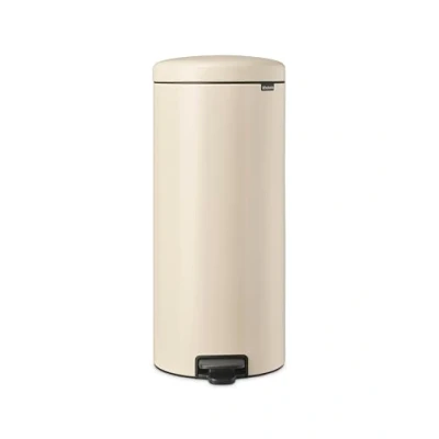 Abbildung von Brabantia NewIcon Treteimer 30L Große Abfalleimer für die Küche Sanft Schließender Deckel Leichte Pedalbedienung Entnehmbarer Inneneimer Soft Beige 29 x 38 68 cm