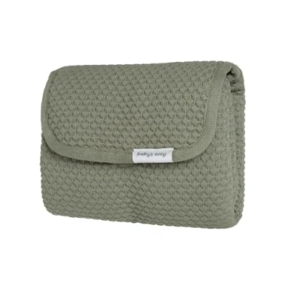 Abbildung von Baby&#039;s Only Wickelunterlage Sky Wickelauflage Ideal für unterwegs Mit praktische Tasche Wickelzubehör Einfach zusammenfalten Cordsamt Urban Green