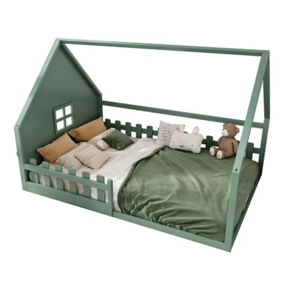 Abbildung von SOFTWEARY Hausbett mit Lattenrost, Rausfallschutz und Zaun, Kinderbett, Doppelbett, Jugendbett, Holzbett, Kiefer (grün, 140x200 cm)
