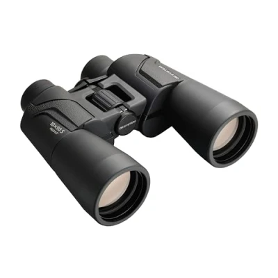 Abbildung von OM SYSTEM Fernglas 10x50 S mit Trageriemen, Tasche und 15 Jahre Herstellergarantie. Klare Bilder, natürliche Farben, breites Sichtfeld, leichtgewichtig ideal für Naturbeobachtung, Sport Konzerte