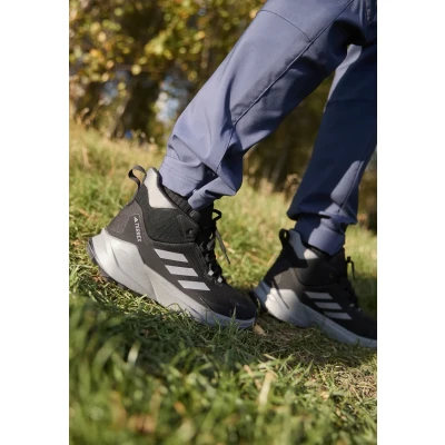 Abbildung von Adidas Terrex Trailmaker 2 MID GTX Hikingschuh, Damen, Größe: 40 2/3, Core black/carbon/grey four Schuhe