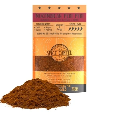 Abbildung von Spice Cartel&#039;s Mozambican Peri Peri. Gewürzmischung als Hommage an das feurige Original aus Mosambik. 100 g wiederverschließbare Packung, Seasons 3 kg+ Protein.