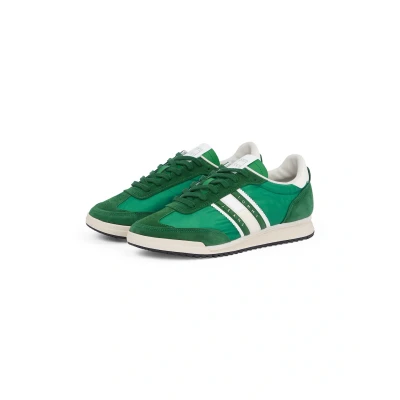 Abbildung von Tommy Jeans Sneaker &quot;TJM RETRO RUNNER CLEATED&quot;, Freizeitschuh, Halbschuh, Schnürer mit Kontrastbesatz