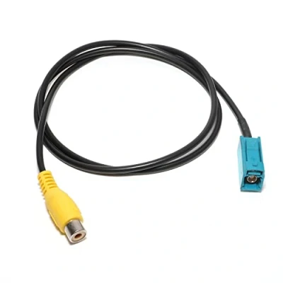 Abbildung von RED WOLF Fakra auf RCA Rückfahrkamera Adapter Fakra, Kfz Video Adapterkabel Cinch für VW RNS Mercedes BMW Audi Ford Autoradio Autokamera Kabelbaum 80cm zu