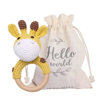 Abbildung von Youuys Babyrassel Gehäkelte Holz Häkeln Tiere Greifling Baby Rassel mit Sound Handmade für Neugeborenes Geschenk Junge und Mädchen zur Geburt (Giraffe)