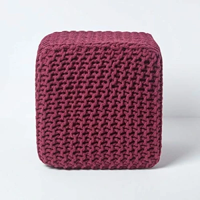 Abbildung von Homescapes gestrickter Sitzhocker Sitzwürfel lila, Strick Sitzpuff 35 x cm, Strickhocker mit grob gestricktem Bezug aus 100% Baumwolle, Füllung Polystyrol, Pflaume
