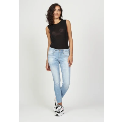 Abbildung von GANG Skinny fit Jeans 94NELE X CROPPED mit gekreuzter Gürtelschlaufe