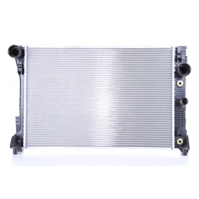 Abbildung von NISSENS 67168 Kühler, Motorkühlung Aluminium 642 439 26 Kühlrippen gelötet MERCEDES BENZ: C Klasse T modell, E Limousine