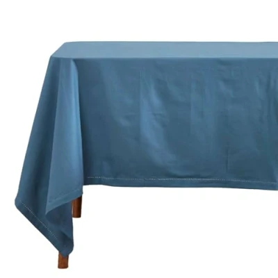 Abbildung von Homescapes Blaue Tischdecke mit Hohlsaum aus 100% Baumwolle 137x178 cm, Tischtuch rechteckig, waschbar &amp; pflegeleicht