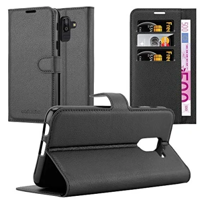 Abbildung von Cadorabo Hülle kompatibel mit Samsung Galaxy J8 2018 Handyhülle aus Kunst Leder Flip Klappbare Stoßfeste Magnetische [Standfunktion] [Kartenfächern] Cover für Tasche in Schwarz