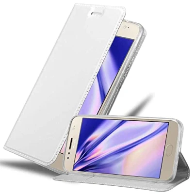 Abbildung von Cadorabo Hülle kompatibel mit Motorola Moto G5S Plus aus Kunst Leder Flip Klappbare Stoßfeste Magnetische [Standfunktion] [Kartenfächern] Cover für Tasche in Silber