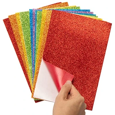 Abbildung von Baker Ross AX948 Glitzer Regenbogen Selbstklebende Moosgummi Platten 12er Pack, Buntes Kunstzubehör zum Basteln für Kinder und Erwachsene, Bastelmaterial Schultüten, Rainbow
