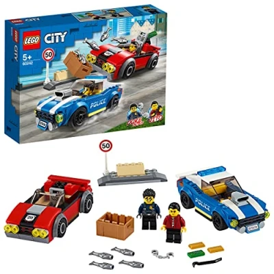 Abbildung von LEGO City Festnahme auf der Autobahn (60242)