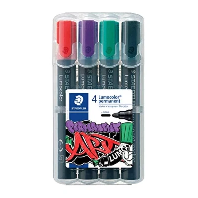Abbildung von STAEDTLER permanent Marker Lumocolor, Linienbreite 2,00 mm, lichtbeständig, schnelltrocknend, geruchsarm, lange Lebensdauer, 4 in aufstellbarer Box, 352 WP4 1