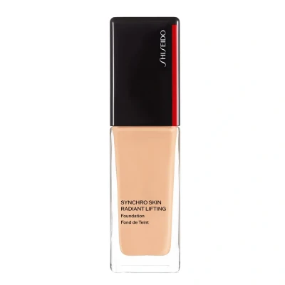 Abbildung von Shiseido Foundation Synchro Skin Radiant Lifting 240 Quartz 30 ml