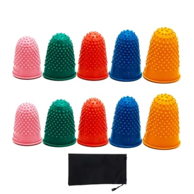 Abbildung von AMANDELIZABE 10 Stück Gummi Fingerhut zum Schutz der Fingerspitzen (5 Größen) mit Aufbewahrungstasche