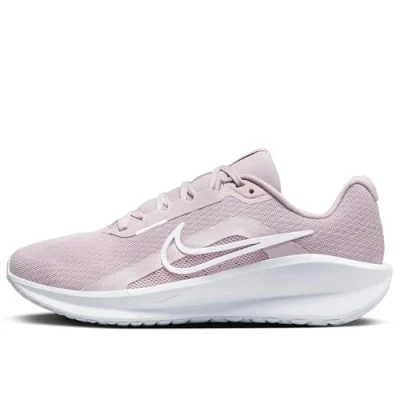 Abbildung von Nike Performance Downshifter 13 Laufschuh Neutral, Damen, Größe: 35.5, Platinum violet/white/photon dust Schuhe