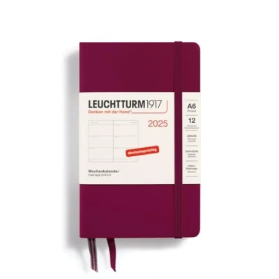 Abbildung von LEUCHTTURM1917 370551 Wochenkalender Pocket (A6) 2025, Port Red, Deutsch