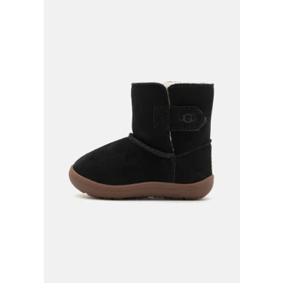 Abbildung von UGG Keelan II Unisex Snowboot/Winterstiefel für Kinder, Größe: 27.5, Black Schuhe
