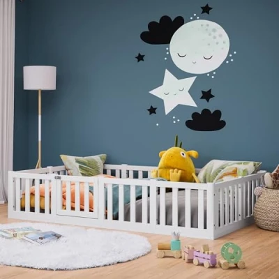Abbildung von Bellabino Kinderbett Tapi (Bodenbett mit Rausfallschutz und Lattenrost, weitere Größen 70x140, 80x160, 90x200, 140x200 cm), weiß Kiefer 120x200 Tür