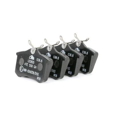 Abbildung von ATE Ceramic 13.0470 2820.2 Bremsbelagsatz exkl. Verschleißwarnkontakt mit Bremssattelschrauben VOLKSWAGEN: Bora Variant, GOLF 6, Passat B5 Limousine