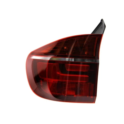 Abbildung von MAGNETI MARELLI 710815040015 Rückleuchte links äusserer Teil W16W, P21W mit Glühlampen BMW: X5