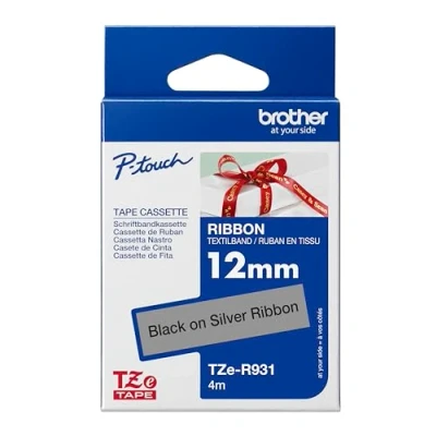 Abbildung von Original Brother textiles Schriftband TZe R931 schwarz auf silber 12 mm breit, 4 m lang (u.a. für P touch H200, H100LB/R, H105, E100/VP, D200/BW/VP, D210/VP,Cube, Cube Plus)