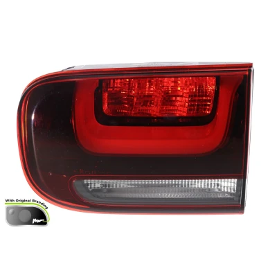 Abbildung von VALEO 047213 Rückleuchte rechts Rot mit Original Markenzeichen, Lampenträger CITROËN: C4 II Cactus