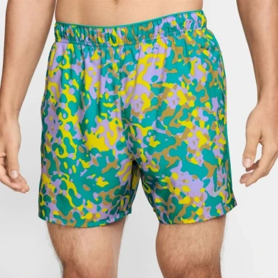 Abbildung von Nike Dri FIT Challenger 5 Inch Brief Lined Shorts Blau L